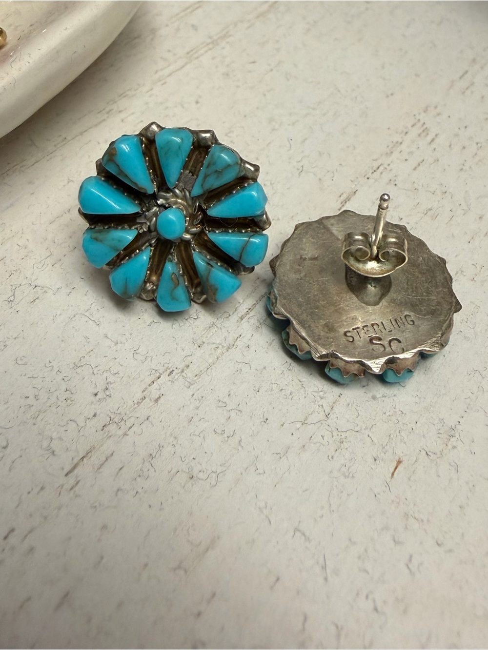 Kingman Cluster Studs